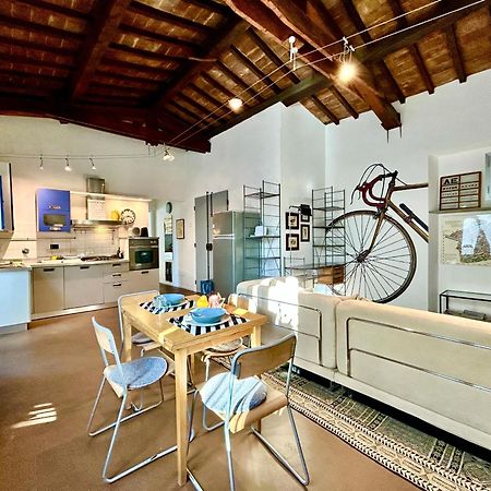 Апартаменти Bright House With Terrace In Santa Croce Флоренція Екстер'єр фото